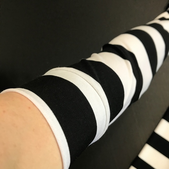 Long Black White Striped Gloves Pirate Costume Prisoner Arm Warmers Sleeves - Picture 5 of 7